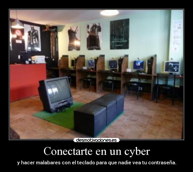 Conectarte en un cyber - y hacer malabares con el teclado para que nadie vea tu contraseña.
