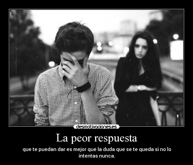 carteles hombre salta una valla dejandose los huevos por camino podria decirse que descojonado desmotivaciones