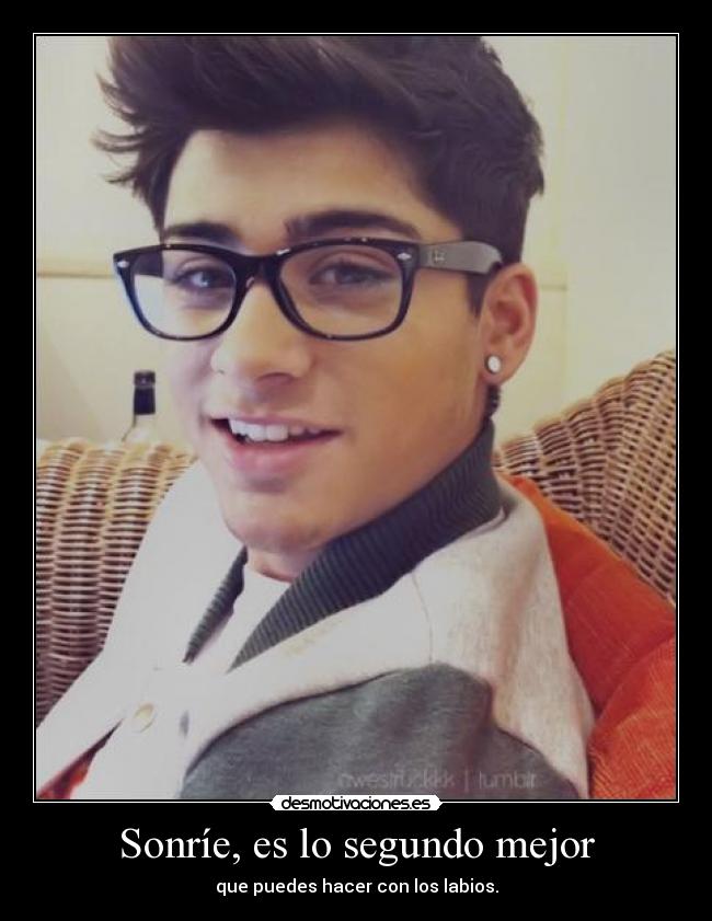 Sonríe, es lo segundo mejor - que puedes hacer con los labios.