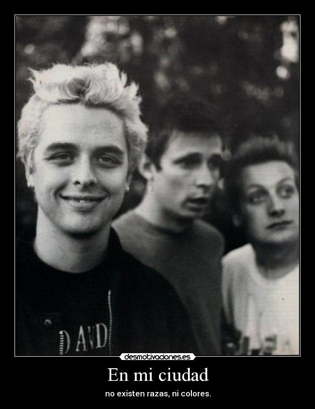 carteles green day menos discriminacion mas follar cono desmotivaciones