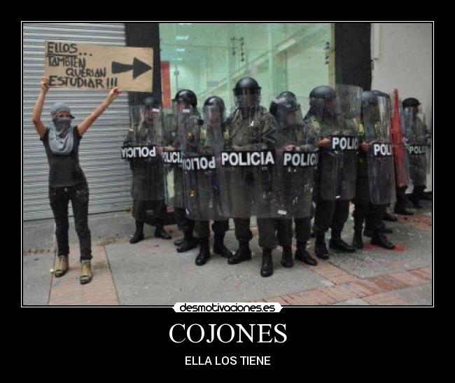 COJONES - 