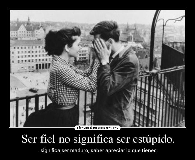 carteles hijadeunlloron desmotivaciones