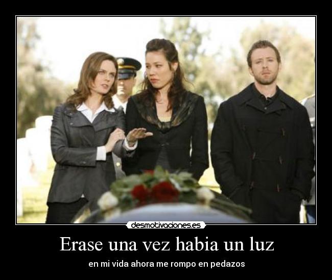 carteles bones total eclipse corazon desmotivaciones