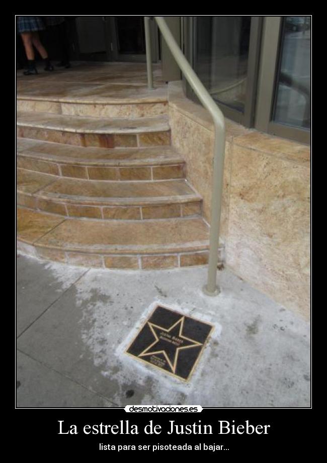 carteles justin bieber facebook desmotivaciones