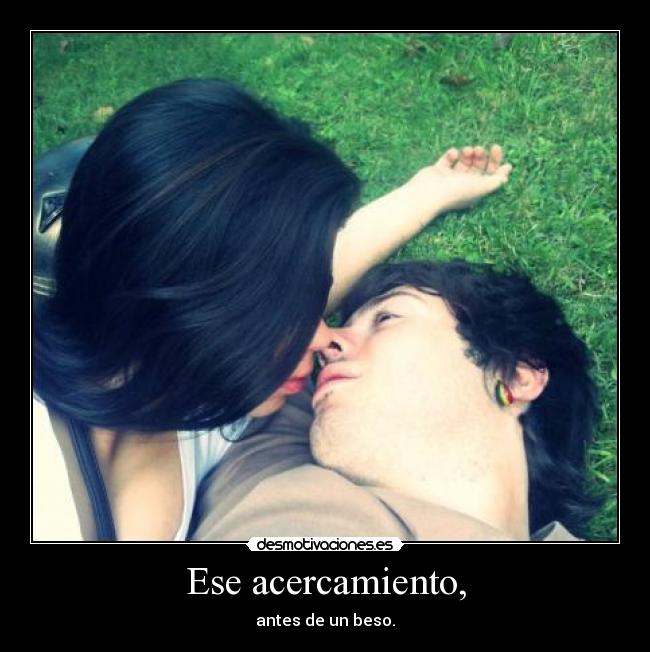 carteles beso desmotivaciones