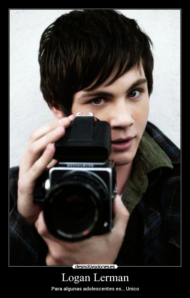 carteles logan lerman desmotivaciones
