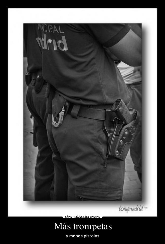 Más trompetas -