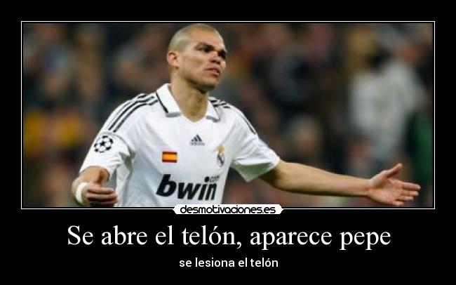 Se abre el telón, aparece pepe -