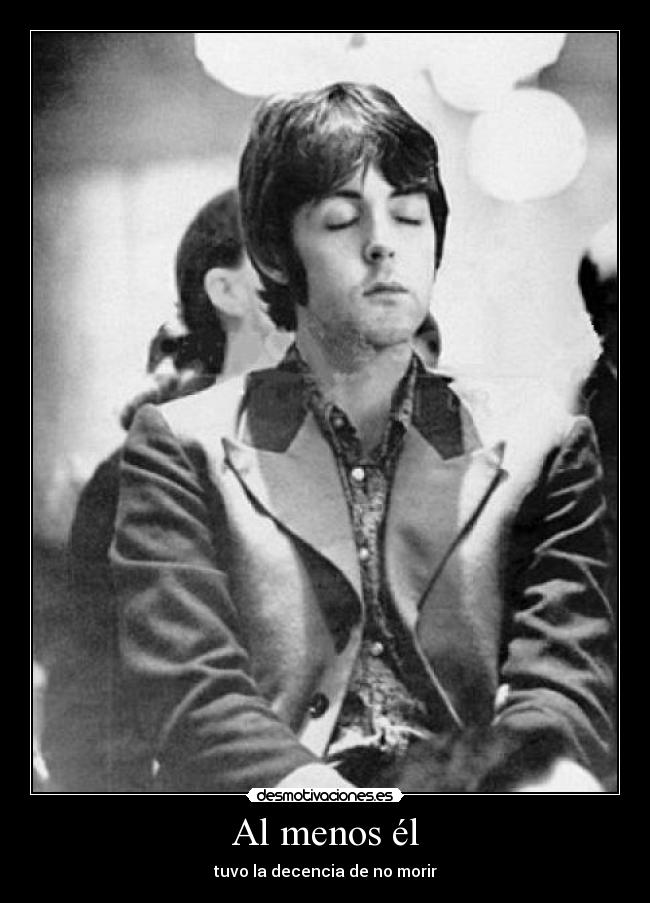 Al menos él -