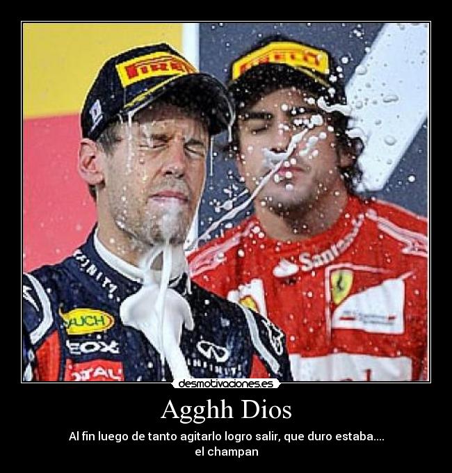 Agghh Dios - Al fin luego de tanto agitarlo logro salir, que duro estaba....
el champan