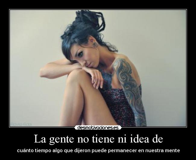 carteles deja mirar las etiquetas mira cartel bollicao nomiresaqui desmotivaciones