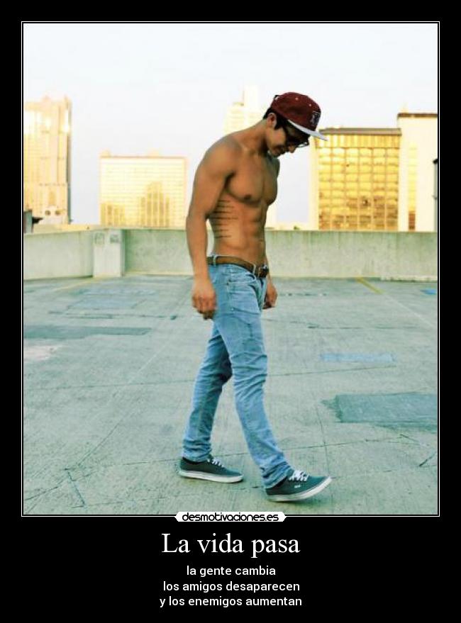 carteles vida resubido mmmmmmmm que buenorro esta chico quiero para nam pero nada mejor que viveysonrii desmotivaciones