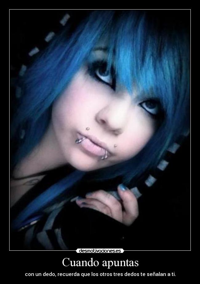 carteles lalittlemonster desmotivaciones