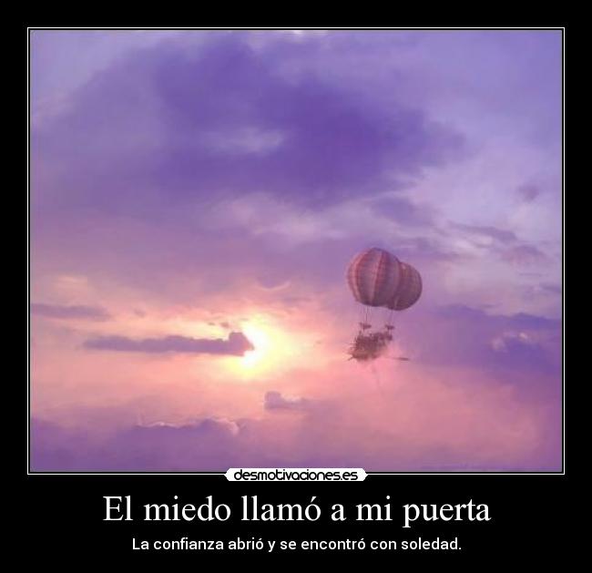 carteles miedo violeta papapitufo desmotivaciones