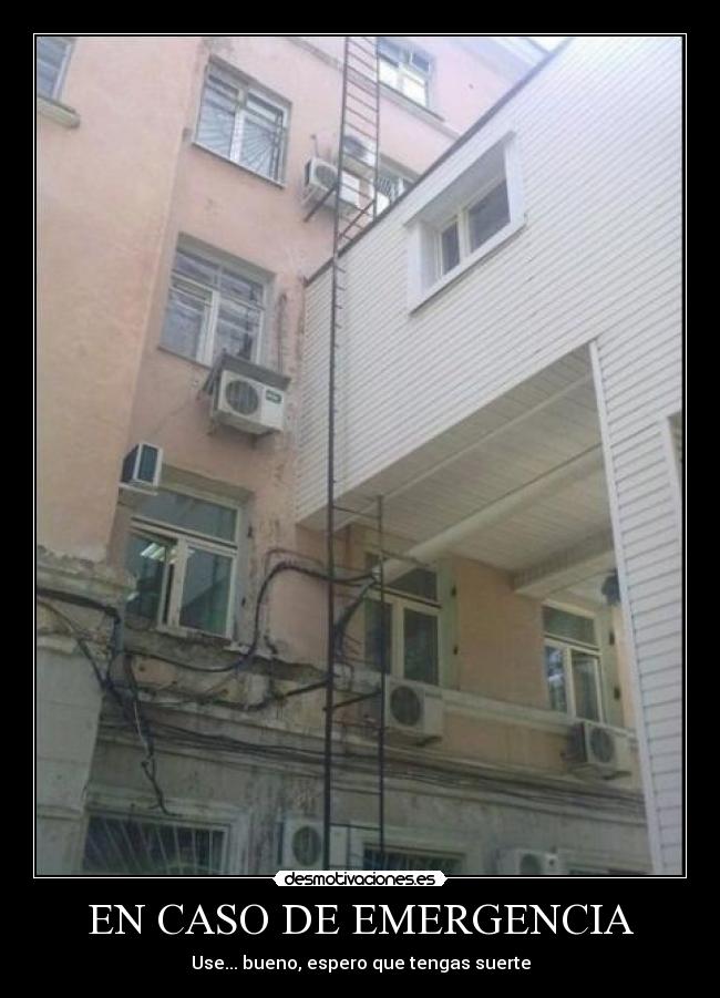 EN CASO DE EMERGENCIA -