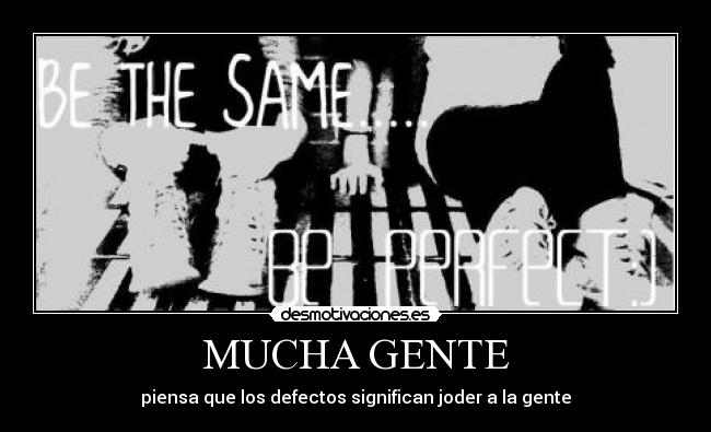 MUCHA GENTE -