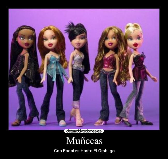 Muñecas - Con Escotes Hasta El Ombligo