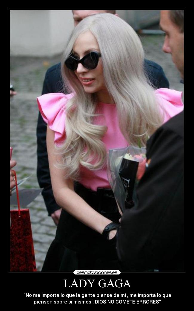 LADY GAGA - 