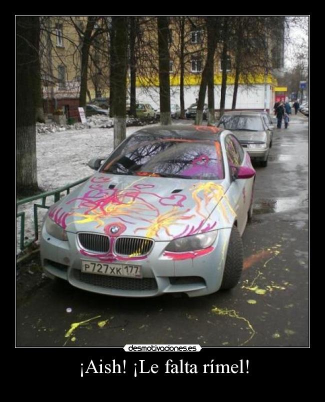 ¡Aish! ¡Le falta rímel! - 