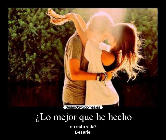 carteles beso desmotivaciones