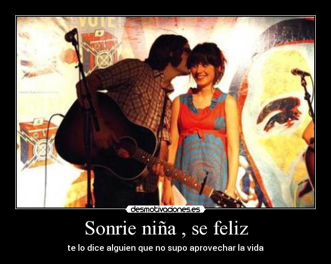Sonrie niña , se feliz -