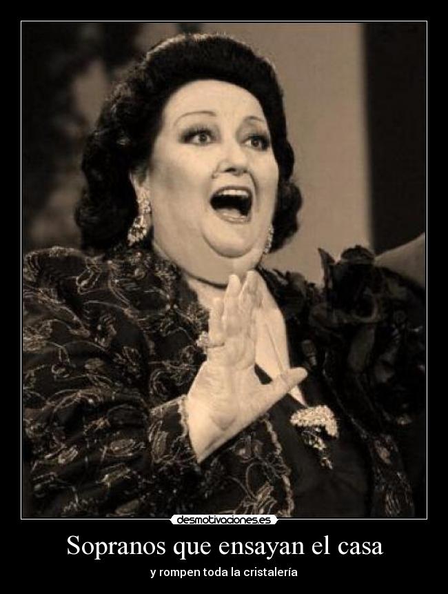 Sopranos que ensayan el casa - 