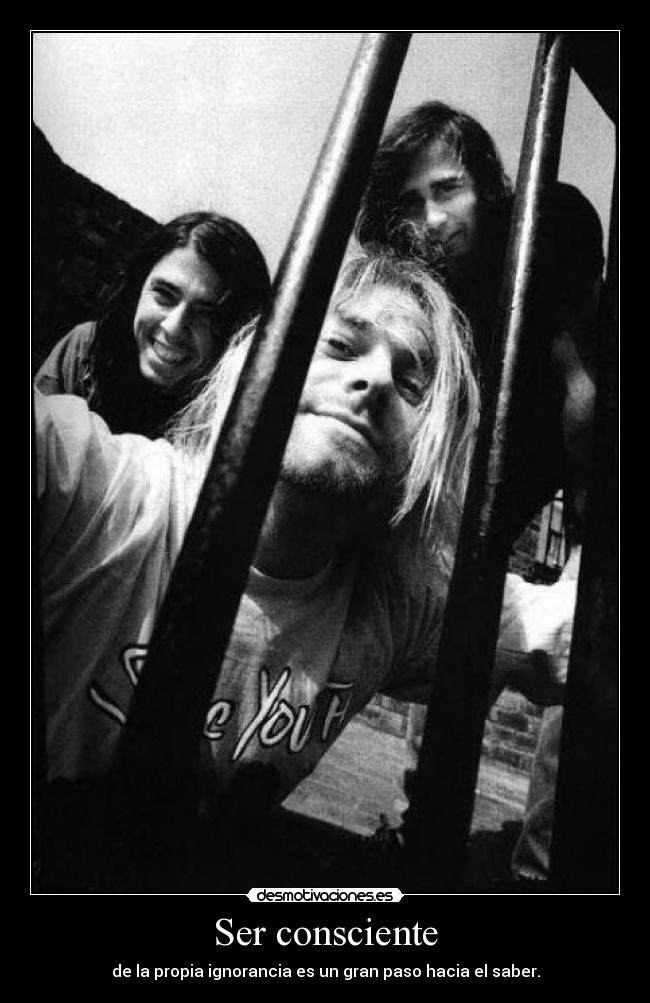 Ser consciente - de la propia ignorancia es un gran paso hacia el saber.