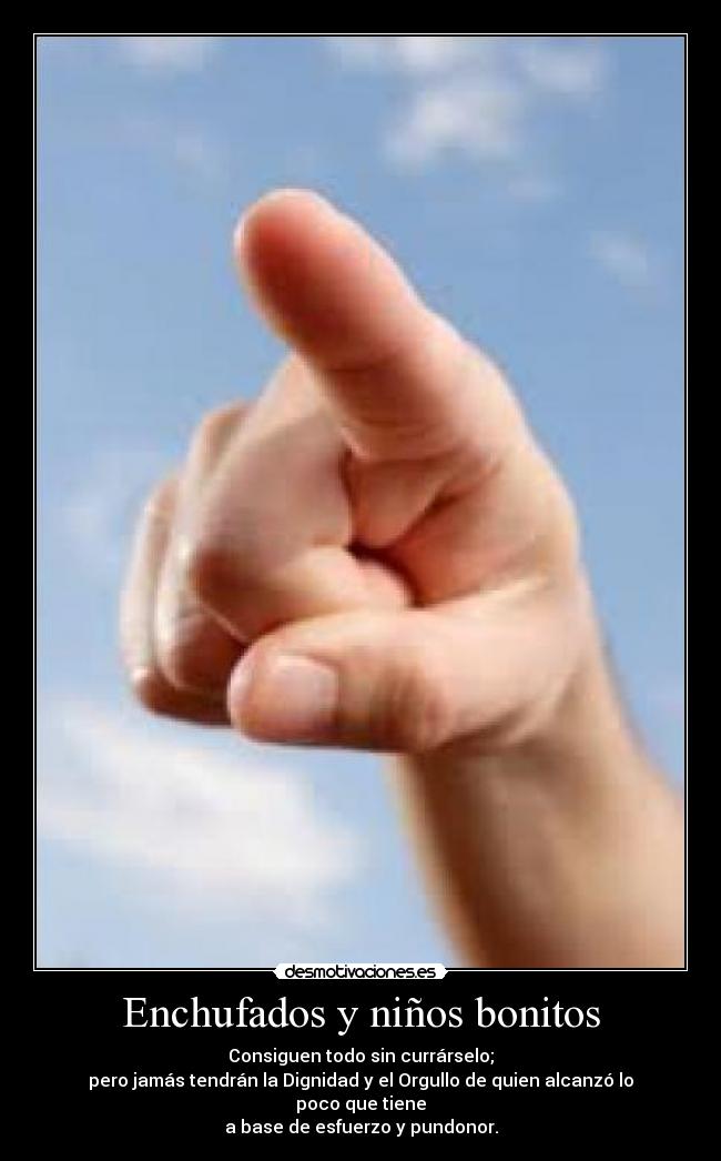 Enchufados y niños bonitos -