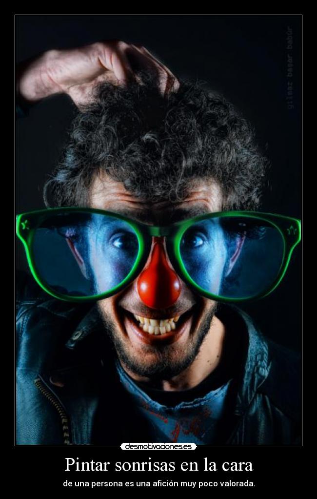 Pintar sonrisas en la cara -