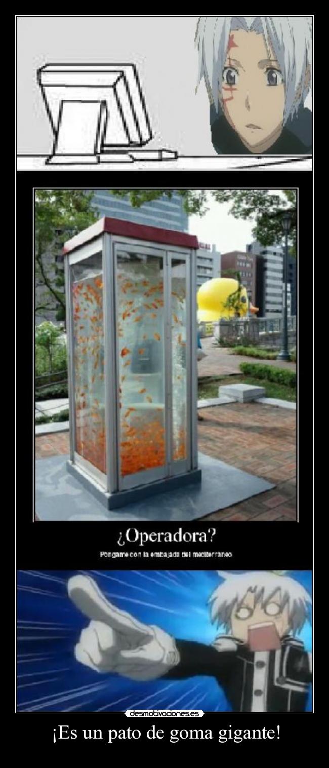 ¡Es un pato de goma gigante! - 