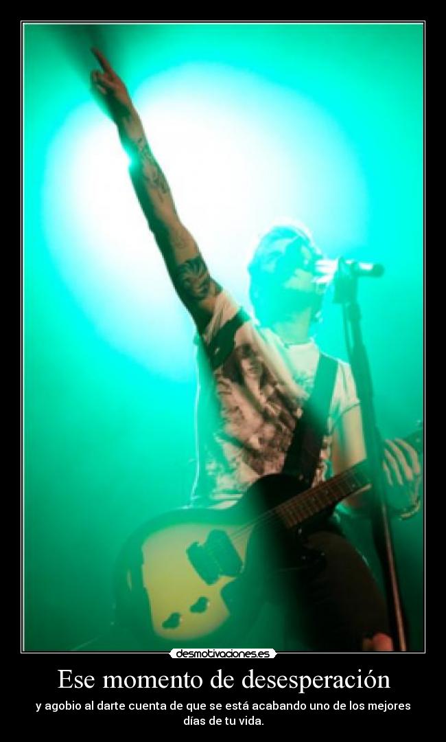 Ese momento de desesperación - y agobio al darte cuenta de que se está acabando uno de los mejores días de tu vida.