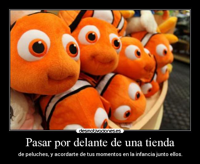 Pasar por delante de una tienda -