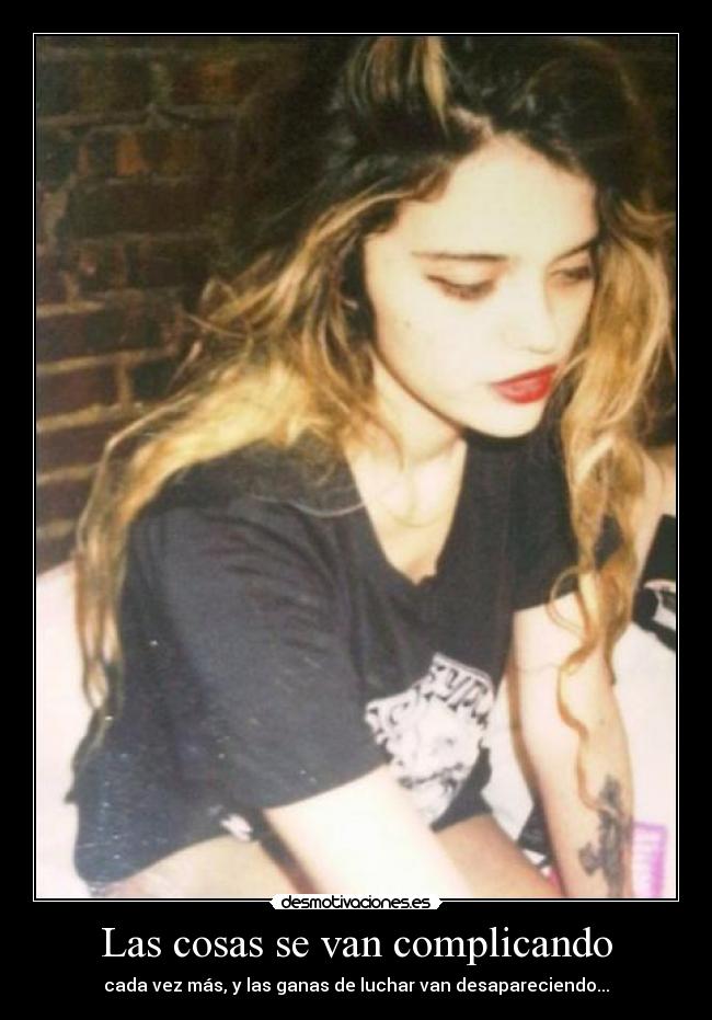 carteles nomiresaqui elclanviral toslocos lilyjames call name amo esta tia superincreible desmotivaciones