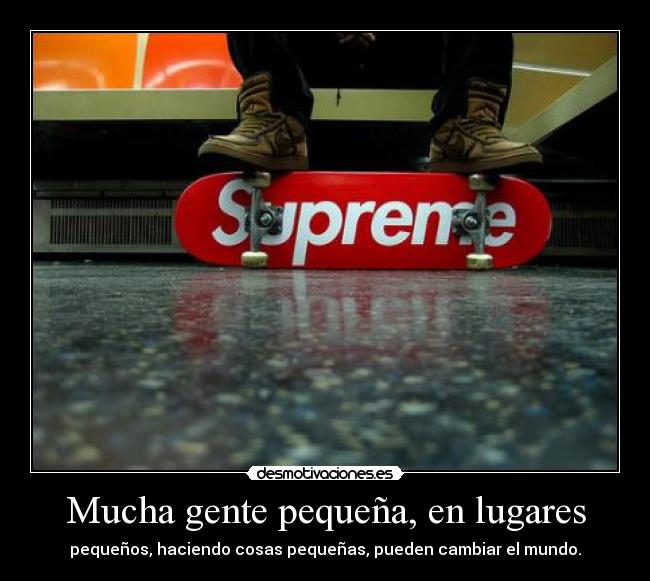 Mucha gente pequeña, en lugares -