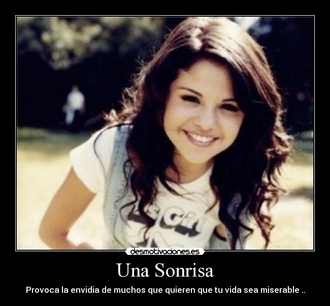 carteles sonrisa selenagomez desmotivaciones