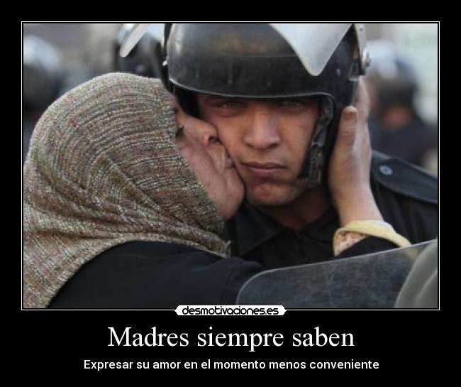 carteles madres siempre saben desmotivaciones