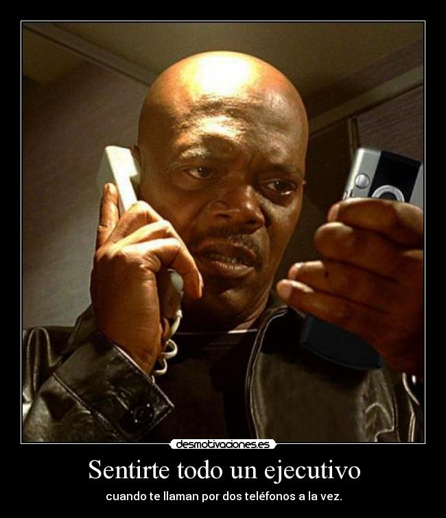 carteles dos telefonos espera poco que tengo otra llamada desmotivaciones