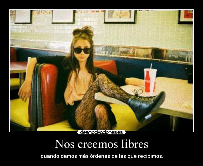 carteles two desmotivaciones