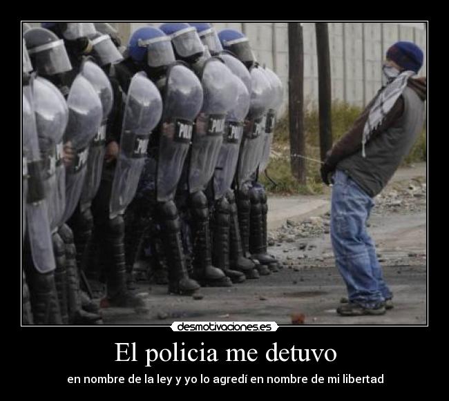 El policia me detuvo -