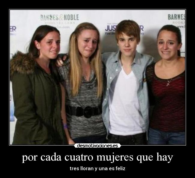 por cada cuatro mujeres que hay -