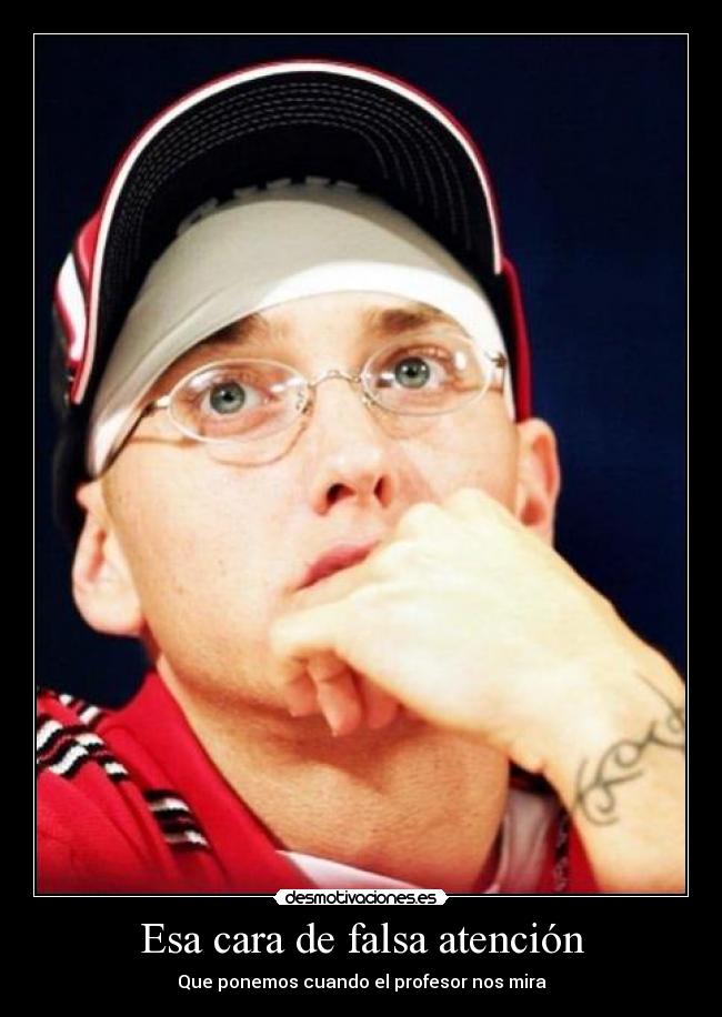 Esa cara de falsa atención -