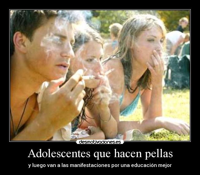 Adolescentes que hacen pellas - y luego van a las manifestaciones por una educación mejor