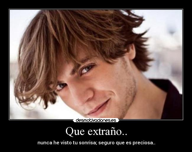 Que extraño.. - 