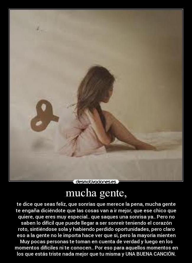 mucha gente, -