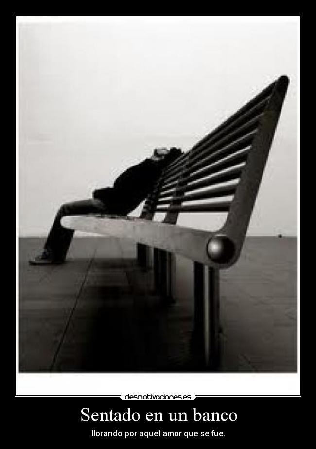 Sentado en un banco -