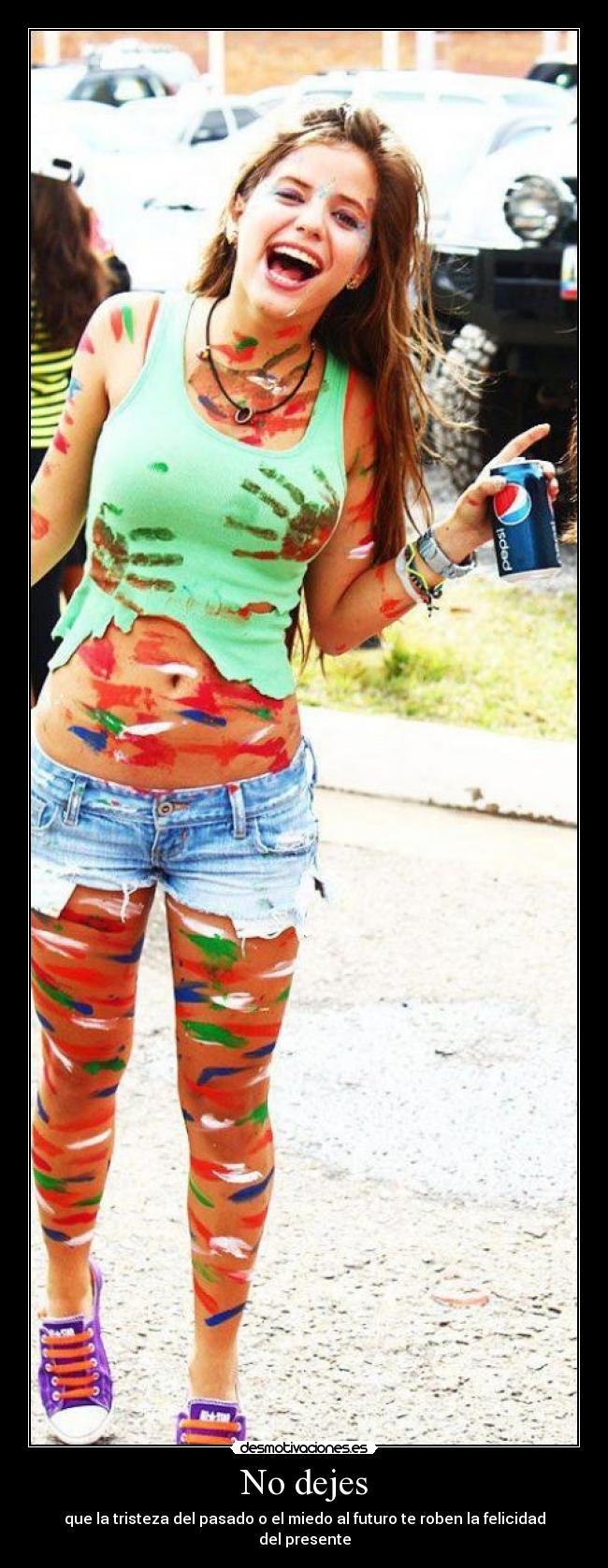 No dejes - que la tristeza del pasado o el miedo al futuro te roben la felicidad del presente