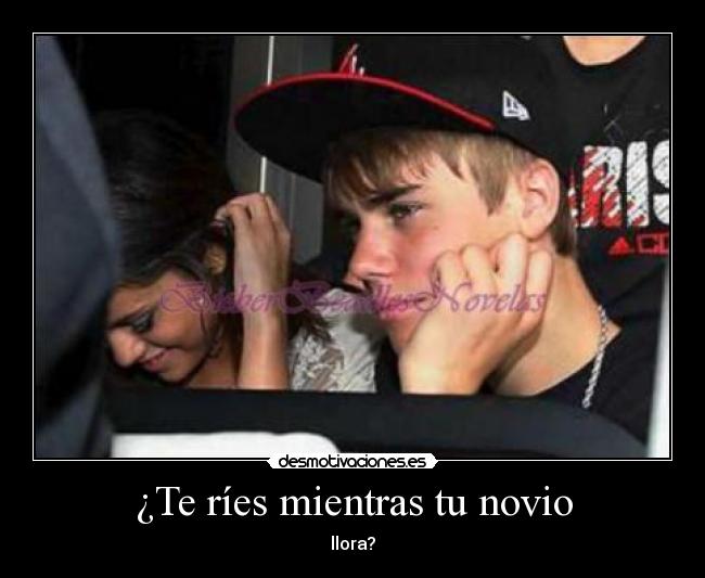 ¿Te ríes mientras tu novio - llora?