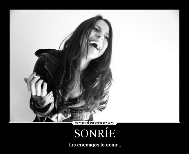 SONRÍE - 