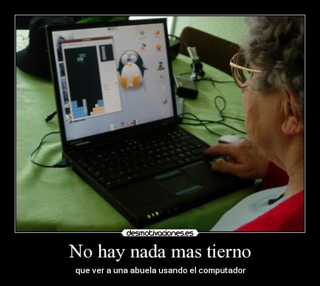 No hay nada mas tierno - que ver a una abuela usando el computador