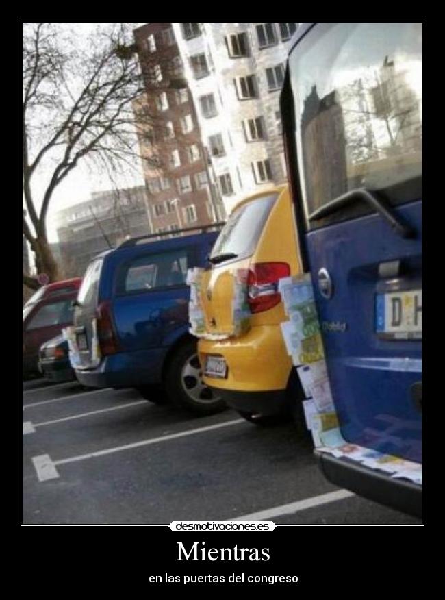 Mientras - en las puertas del congreso